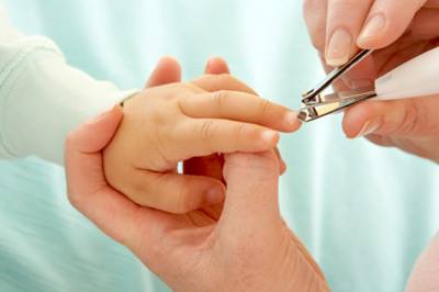 tu-thu-mau-mong-tay-xet-nghiem-adn